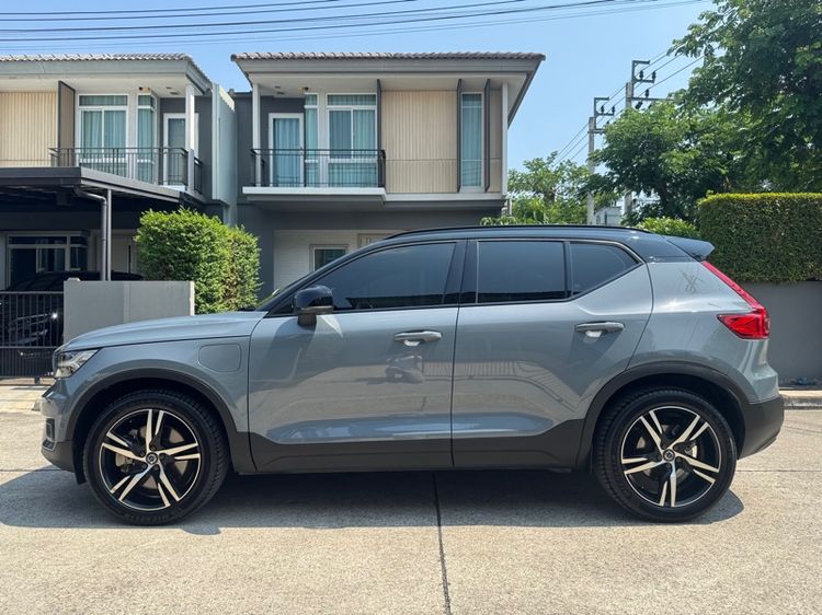 Volvo XC40 2021 Recharge 1.5 T5 R-Design Utility-car ปลั๊กอินไฮบริด (PHEV) ไม่ติดแก๊ส เกียร์อัตโนมัติ เทา รูปที่ 3