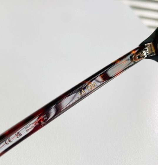 เเว่นตา รูปที่ 12