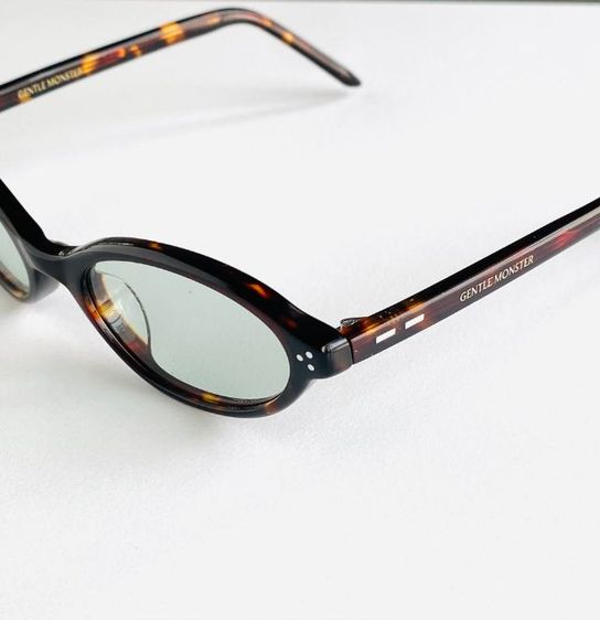 เเว่นตา รูปที่ 10