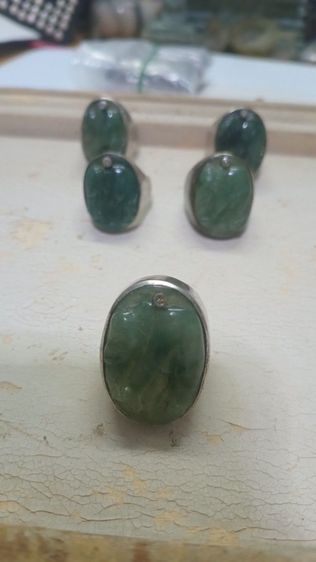 sale natural Burma green jadeite type a very nice  รูปที่ 3