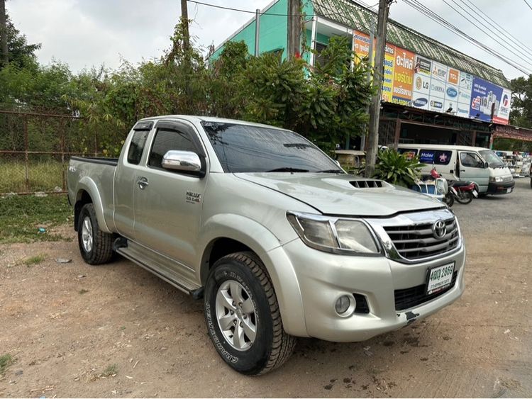 Toyota Hilux Vigo Champ 2012 Smart Cab 3.0 G 4WD Pickup ดีเซล ไม่ติดแก๊ส เกียร์ธรรมดา บรอนซ์เงิน รูปที่ 3