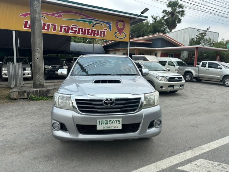 Toyota Hilux Vigo Champ 2014 Smart Cab 2.5 G VNT Pickup ดีเซล ไม่ติดแก๊ส เกียร์ธรรมดา เทา รูปที่ 2