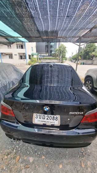 รถ BMW Series 5 520d สี ดำ