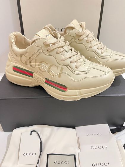 พร้อมส่ง 🔥Sale 14999🔥 เท Used very Like New ราคาออกช็อปตอนนี้ 40000 แล้วน๊าา รองเท้า  MEN Size 6 25cm รูปที่ 5