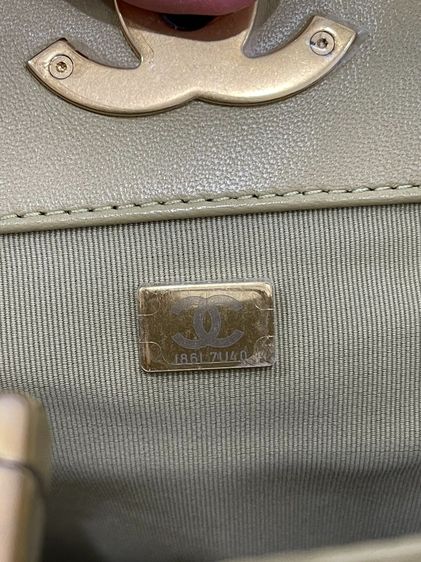 พร้อมส่ง 🔥SALE 99,900🔥 เท‼️ ถูกคุ้มมาก Used Like New Chanel 19 Small Shopping Bag (31Cm) Microchip แล้ว ออกช็อป พารากอน 10ปี22 ใบเสร็จ 21 รูปที่ 12