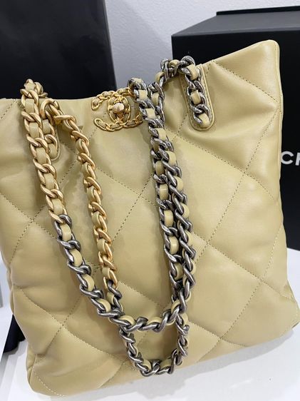 พร้อมส่ง 🔥SALE 99,900🔥 เท‼️ ถูกคุ้มมาก Used Like New Chanel 19 Small Shopping Bag (31Cm) Microchip แล้ว ออกช็อป พารากอน 10ปี22 ใบเสร็จ 21 รูปที่ 9
