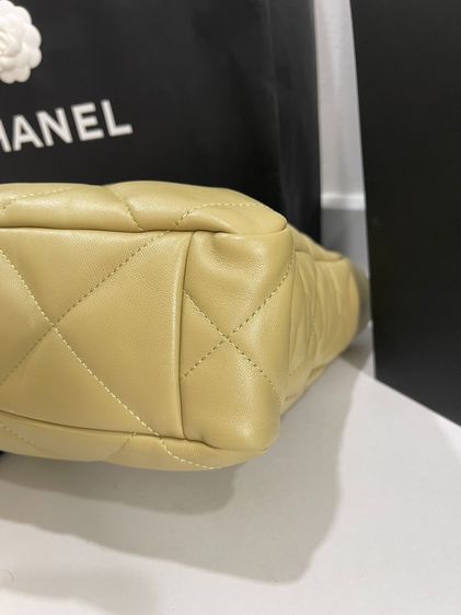 พร้อมส่ง 🔥SALE 99,900🔥 เท‼️ ถูกคุ้มมาก Used Like New Chanel 19 Small Shopping Bag (31Cm) Microchip แล้ว ออกช็อป พารากอน 10ปี22 ใบเสร็จ 21 รูปที่ 8