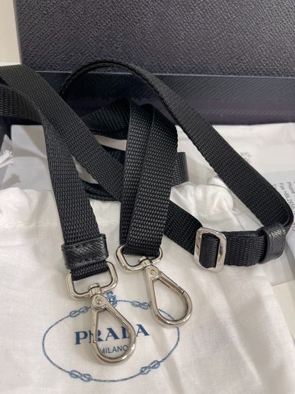พร้อมส่ง 🔥Sale 19,999🔥 เทUsed Like New ราคาช็อปตอนนี้ 42500 Prada Re Nylon and Saffiano leather smartphone case ปี 23 Microchip  รูปที่ 12