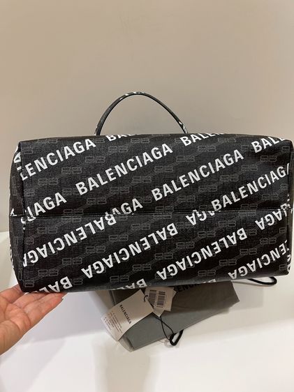 พร้อมส่ง 🔥Sale 18999🔥 เท ถูกตาแตก Kept Unused Balenciaga Large Monogram Signature Shopping ปี 22 ใบใหญ่ รูปที่ 4