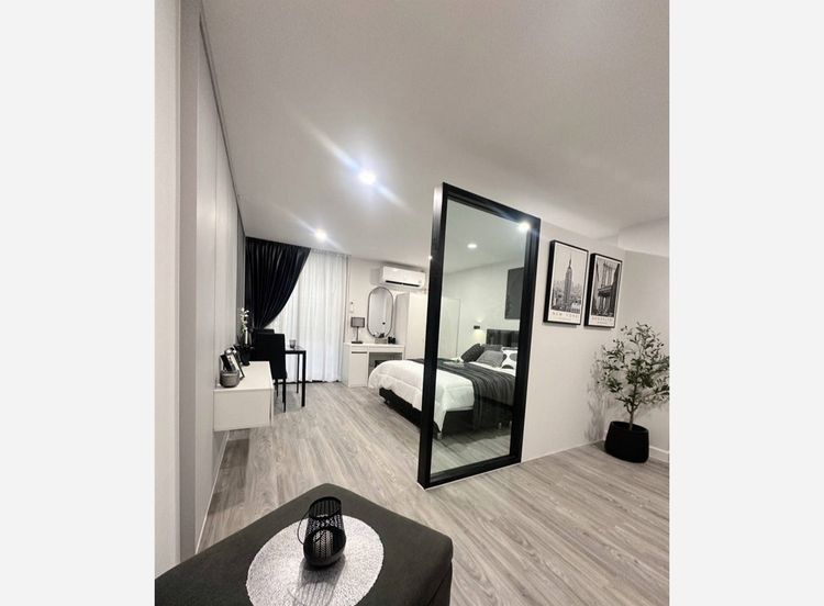 ไม่อนุญาต ตกแต่งครบ ขาย รัชดาซิตี้ คอนโด ใกล้ MRT ห้วยขวาง 300 เมตร ขนาด 33 ตารางเมตร ชั้น7 ตกแต่งใหม่พร้อมเข้าอยู่ รูปที่ 2