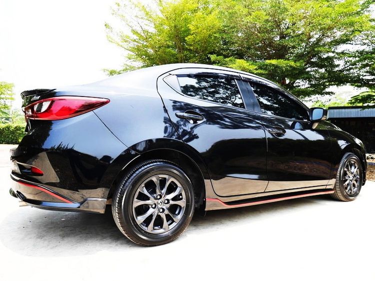 Mazda Mazda 2 2018 1.3 High Connect Sedan เบนซิน ไม่ติดแก๊ส เกียร์อัตโนมัติ ดำ รูปที่ 4