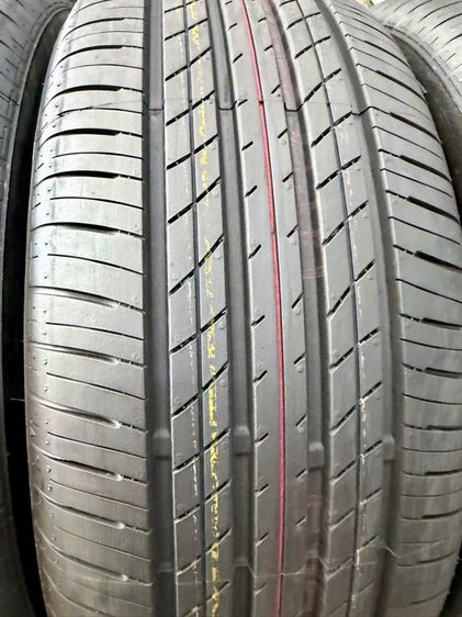 ยางถอดป้ายแดงขอบ 17” ยี่ห้อ BRIDGESTONE รุ่น TURANZA ER33 ขนาด 215-50R17 ปี 26 สีเส้นตุ่มหน้ายางยังอยู่ครบ รูปที่ 7