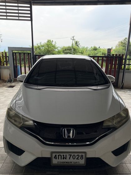รถ Honda Jazz 1.5 V VTEC สี ขาว