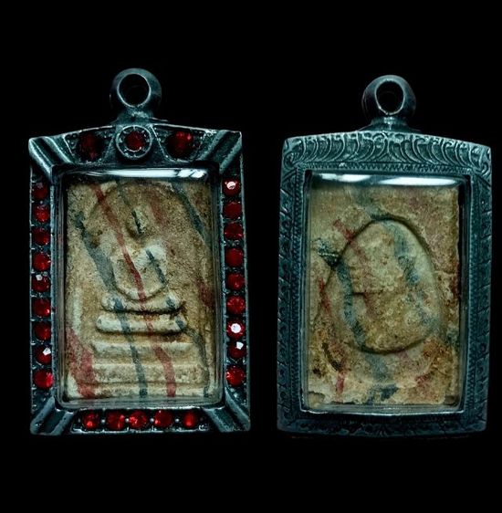 สมเด็จลายสายรุ้ง เก่า หลวงพ่อแพ วัดพิกุลทอง จ.สิงห์บุรี