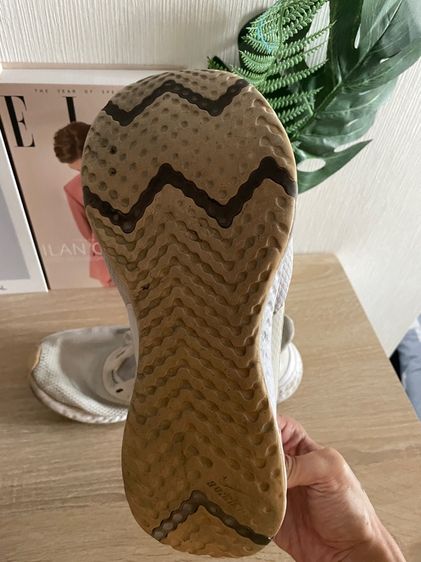 รองเท้าวิ่ง nike รูปที่ 6