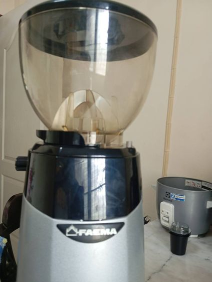 ขายเครื่องบดกาแฟของอิตาลี่ ยี่ห้อ Faema รุ่น F64GP  เฟือง 64 รูปที่ 8