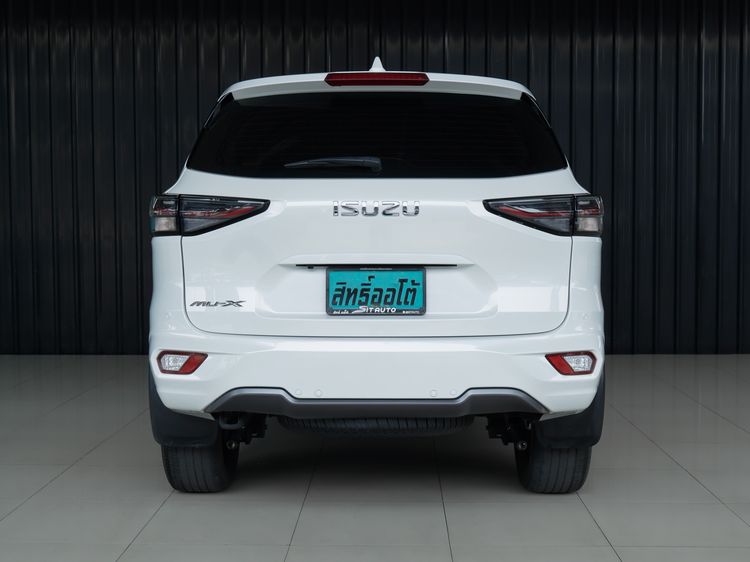 Isuzu MU-X 2023 3.0 Ultimate AT 2WD Utility-car ดีเซล ไม่ติดแก๊ส เกียร์อัตโนมัติ ขาว รูปที่ 3