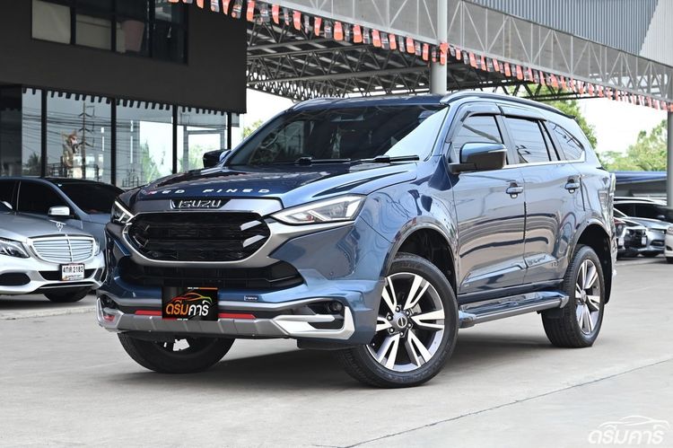 รถ Isuzu MU-X 3.0 Ultimate AT 4WD สี น้ำเงิน