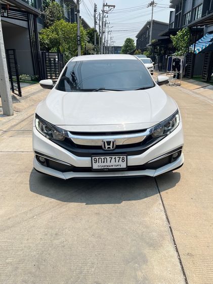 รถ Honda Civic 1.8 EL i-VTEC สี ขาว