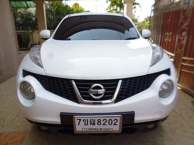Nissan Juke 2014 1.6 V Utility-car เบนซิน ไม่ติดแก๊ส เกียร์อัตโนมัติ ขาว รูปที่ 2
