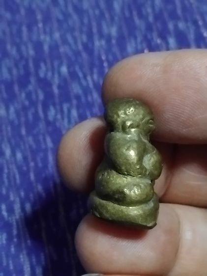 พระ​สังกัจจา​ย​น์​เศียรโต กรุวัดขวาง จ.พิจิตร ปี2452-2459 วรรณะเเนื้อหาเหลืองอมเขียว​ เนื้อหาสุดจัด ผิวเดิมๆ พระสถาพสวยมาก พระสถาพสมบูรณ์ หา รูปที่ 4