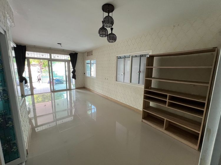 อื่นๆ มีบางส่วน ขาย  คาซ่า ซิตี้ วิลล์ วัชรพล เพิ่มสิน (Q House) รูปที่ 4