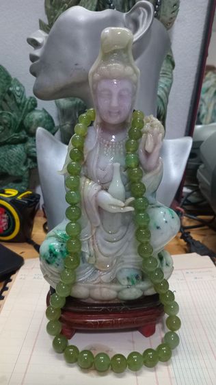 sale natural Burma green glass jadeites type A necklace  รูปที่ 4
