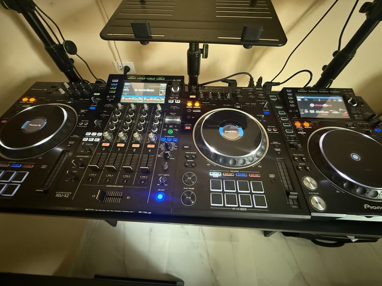 Pioneer DJ Setup XDJ-XZ CDJ-2000NXS2 KRK Monitors Full Bundle รูปที่ 3