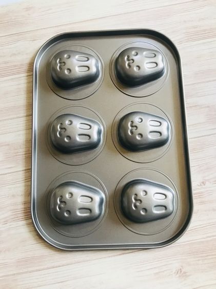 ถาดอบขนม6หลุม ลายกระต่ายขายเหมา 2 ใบ รูปที่ 2