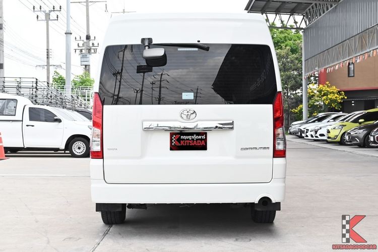 Toyota Commuter 2024 2.8 Van ดีเซล ไม่ติดแก๊ส เกียร์ธรรมดา ขาว รูปที่ 4