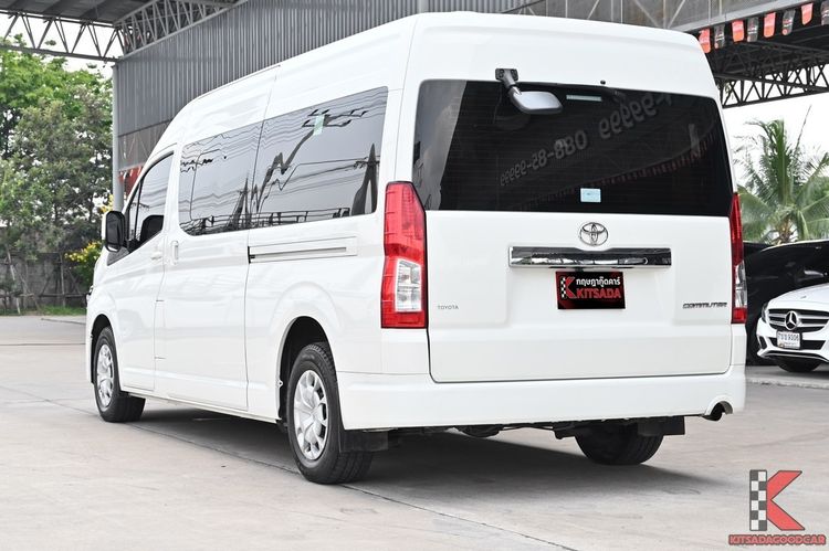 Toyota Commuter 2024 2.8 Van ดีเซล ไม่ติดแก๊ส เกียร์ธรรมดา ขาว รูปที่ 3