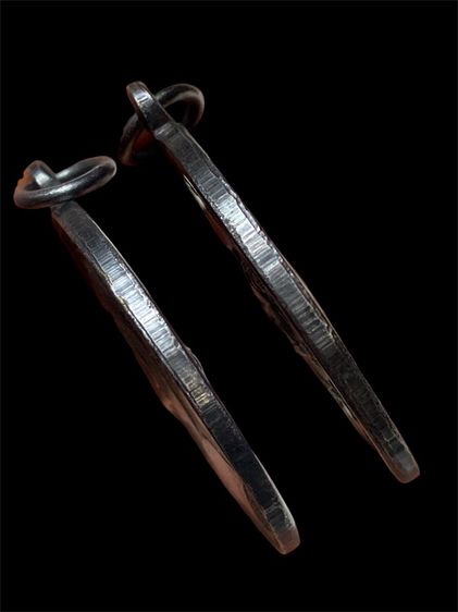 หลวงปู่ฝั้นเหรียญเงินรุ่นงามเอกสวยหายากเปิดแบ่งปัน รูปที่ 3