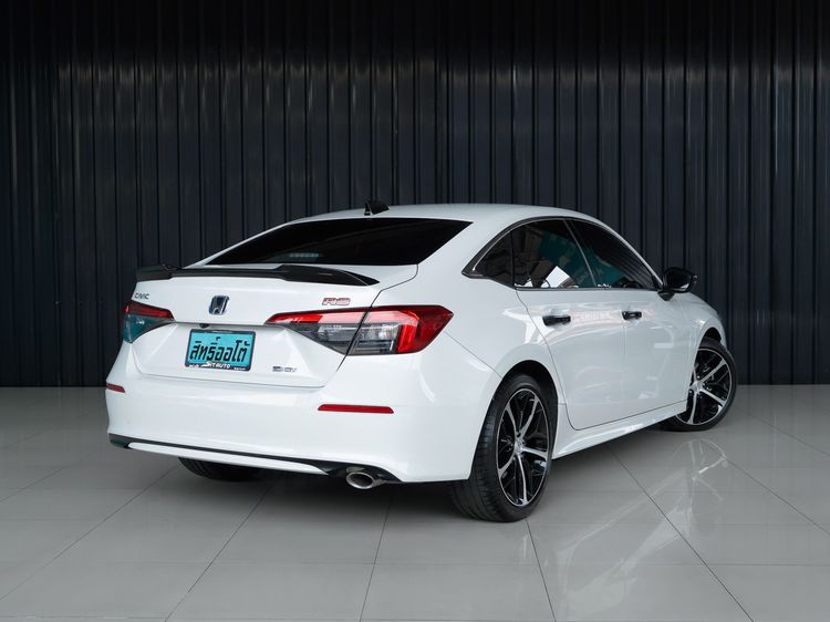 Honda Civic 2023 2.0 eHEV RS Sedan ไฮบริด ไม่ติดแก๊ส เกียร์อัตโนมัติ ขาว รูปที่ 4