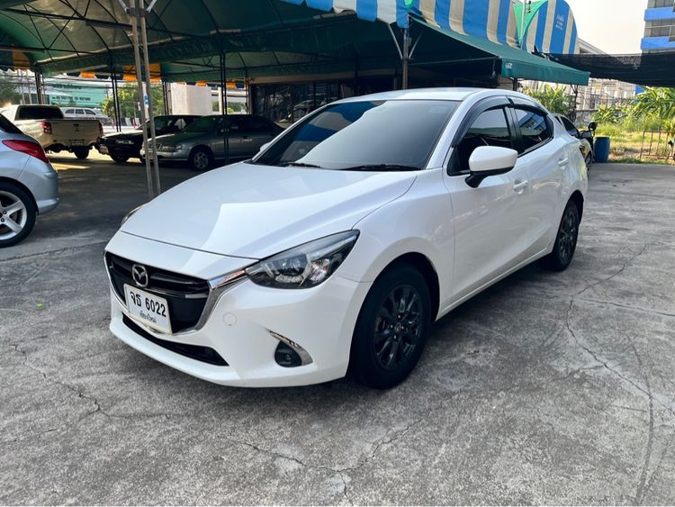 รถ Mazda Mazda 2 1.3 High Connect สี ขาว