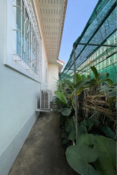 ใช่ ขายบ้าน มบ.ฉลองนคร1 บ้านสวยร่มรื่น 3ห้องนอน2ห้องน้ำ รูปที่ 2