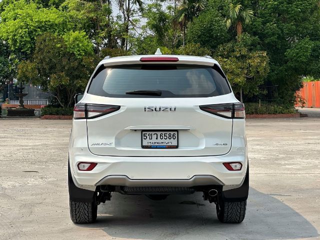 Isuzu MU-X 2021 3.0 Ultimate AT 4WD Utility-car ดีเซล ไม่ติดแก๊ส เกียร์อัตโนมัติ ขาว รูปที่ 4
