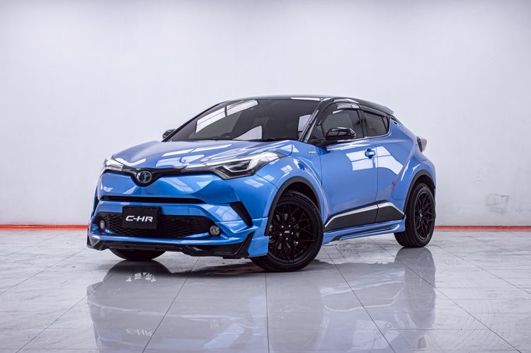 TOYOTA C-HR 1.8 HV HI AT 2019 ออกรถ 0 บาท จัดได้  579,000   บ.รหัสรถ 1F272