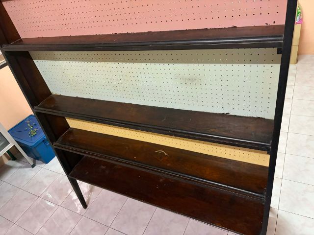 ตู้ชั้นวางของ 4ชั้น รุ่นเก่าวินเทจ อายุ 60ปีขึ้น รูปที่ 4