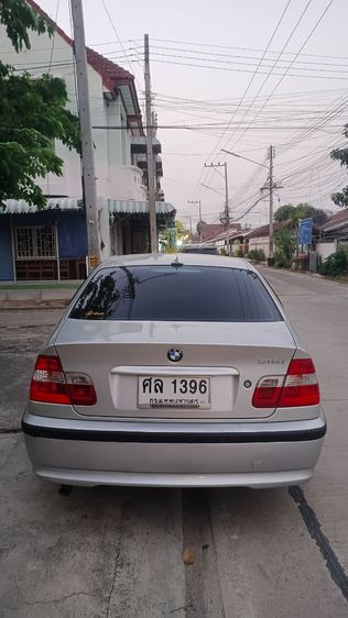 BMW Series 3 2004 318i Sedan เบนซิน เกียร์อัตโนมัติ เทา รูปที่ 4