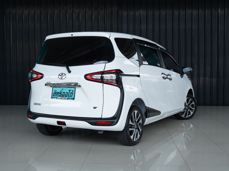 Toyota Sienta 2019 1.5 V Utility-car เบนซิน ไม่ติดแก๊ส เกียร์อัตโนมัติ ขาว รูปที่ 4