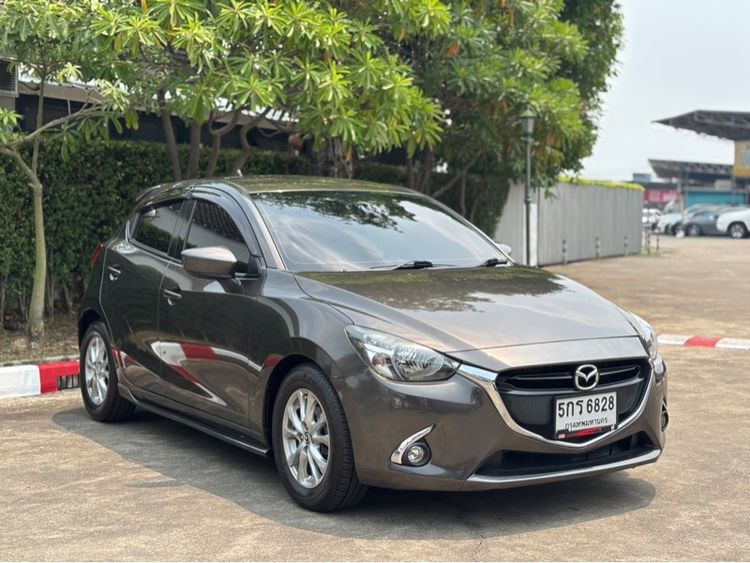 Mazda Mazda 2 2016 1.3 High Connect Sedan เบนซิน ไม่ติดแก๊ส เกียร์อัตโนมัติ น้ำตาล รูปที่ 2