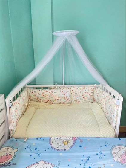 เตียงเด็กแรกเกิด มีล้อ พร้อมมุ้งกันยุง ปรับระดับขยายได้