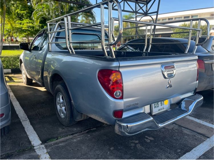Mitsubishi Triton 2009 Pickup เบนซิน ไม่ติดแก๊ส เกียร์ธรรมดา เทา รูปที่ 3