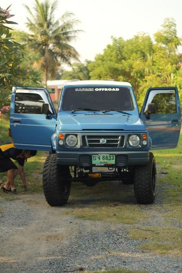รถ Suzuki Caribian 1.3 4WD สี ฟ้า