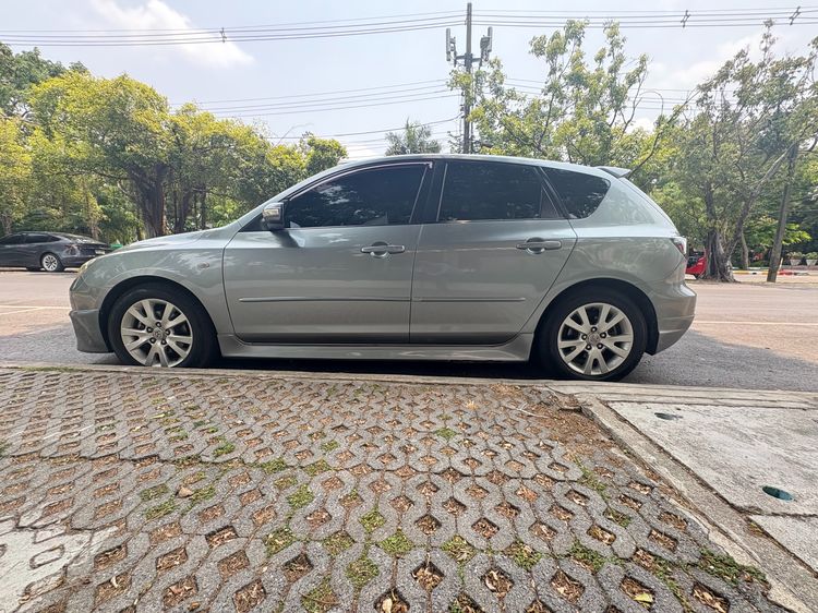 Mazda Mazda3 2011 1.6 Spirit Sedan เบนซิน เกียร์อัตโนมัติ เทา รูปที่ 4