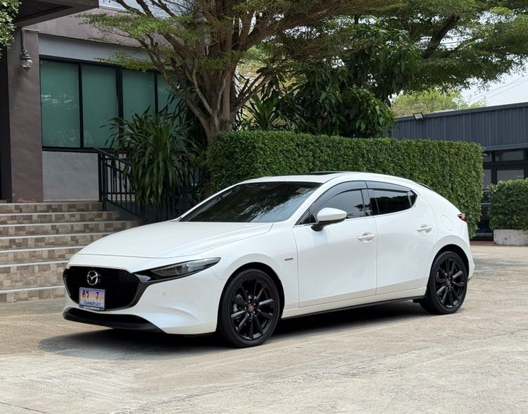 Mazda Mazda3 2022 2.0 SP 100th Anniversary Edition Sedan เบนซิน ไม่ติดแก๊ส เกียร์อัตโนมัติ ขาว รูปที่ 4