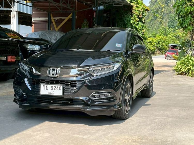 รถ Honda HR-V 1.8 RS สี ดำ