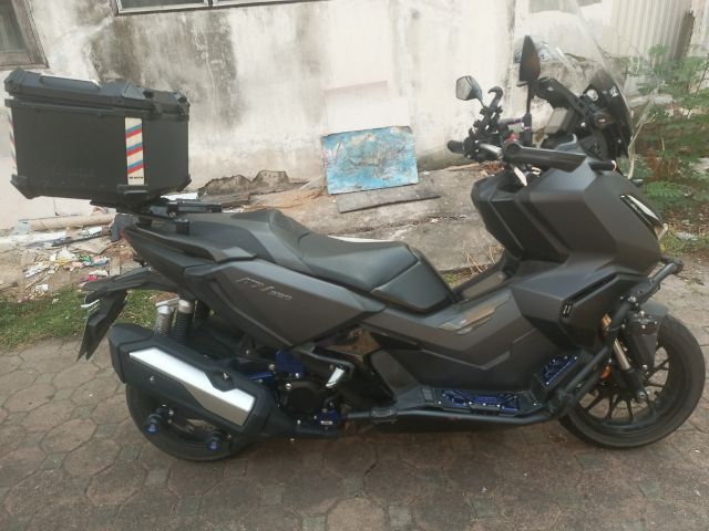Adv 350 Rs รุ่นปี2023 เลขไมล์76xx ของแต่งค่อนข้างครบ รูปที่ 3