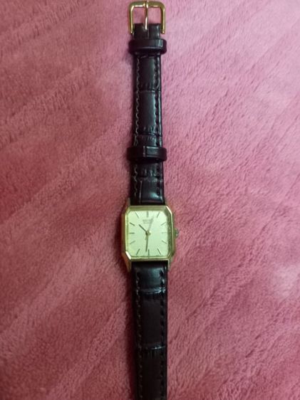 นาฬิกาผู้หญิง Seiko เรือนทอง สายหนัง วินเทจ หน้าปัด 12 มม.× 20 มม. 
