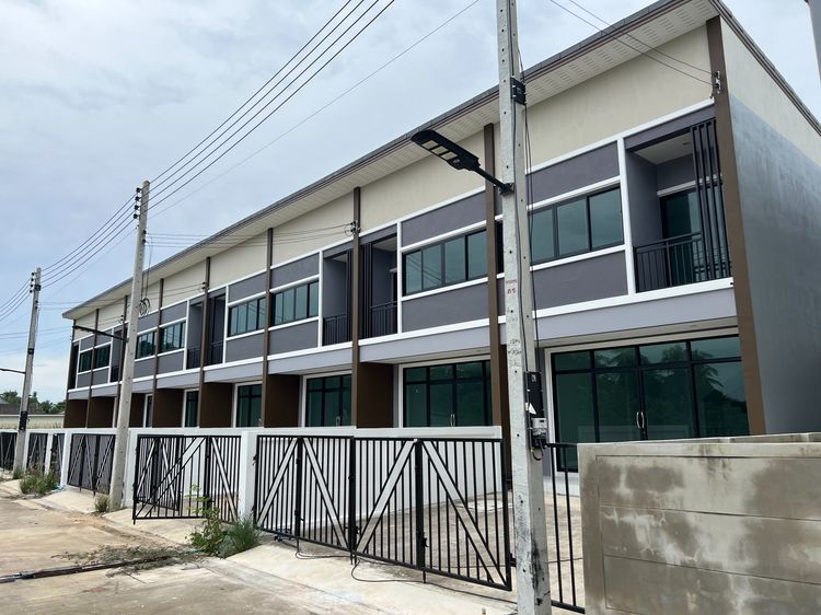 อื่นๆ ไม่มี 2025 ทาวน์เฮ้าส์ 2 ชั้น 3 ห้องนอน 2 ห้องน้ำ รูปที่ 3